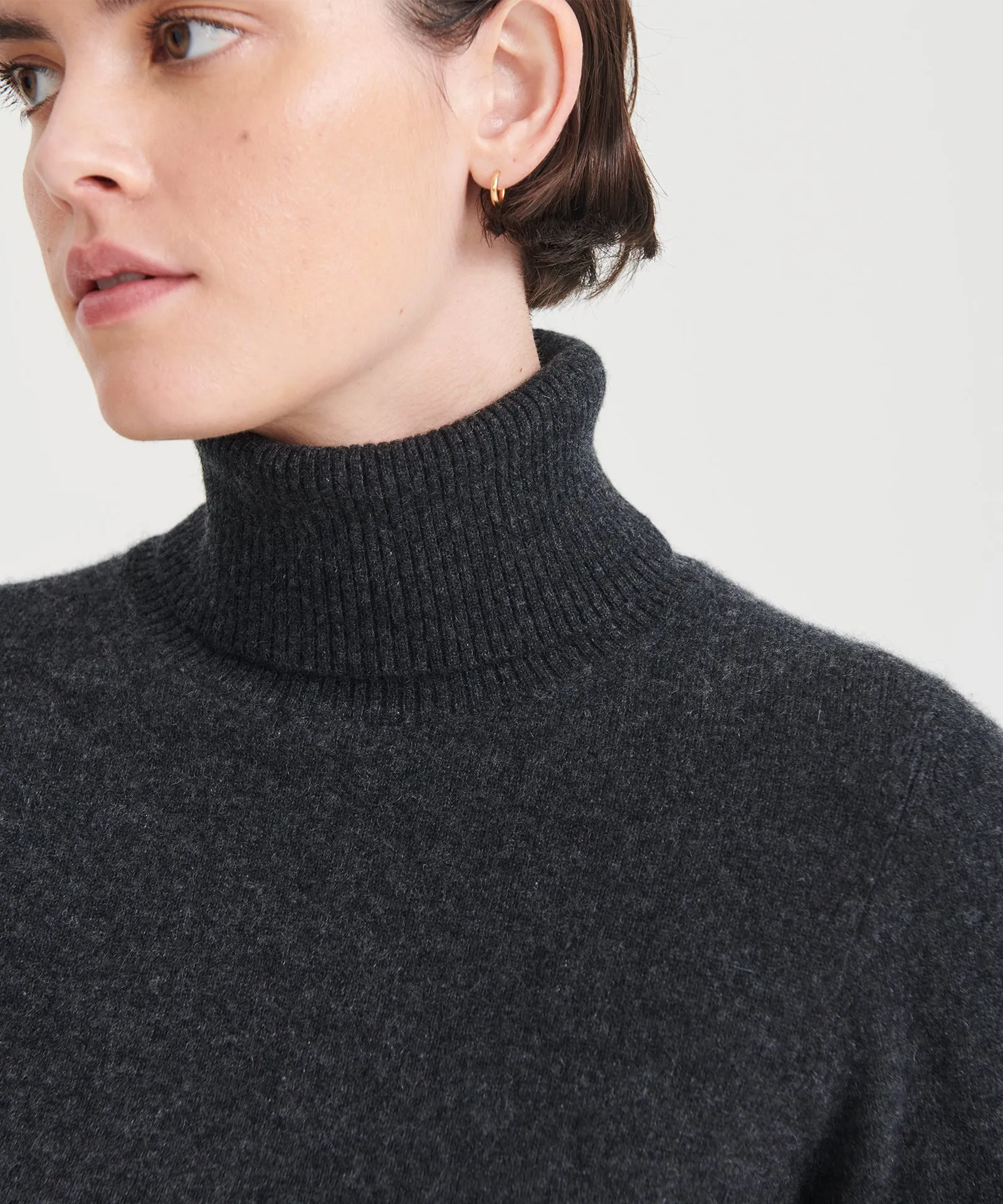 Cashmere Classic Turtleneck