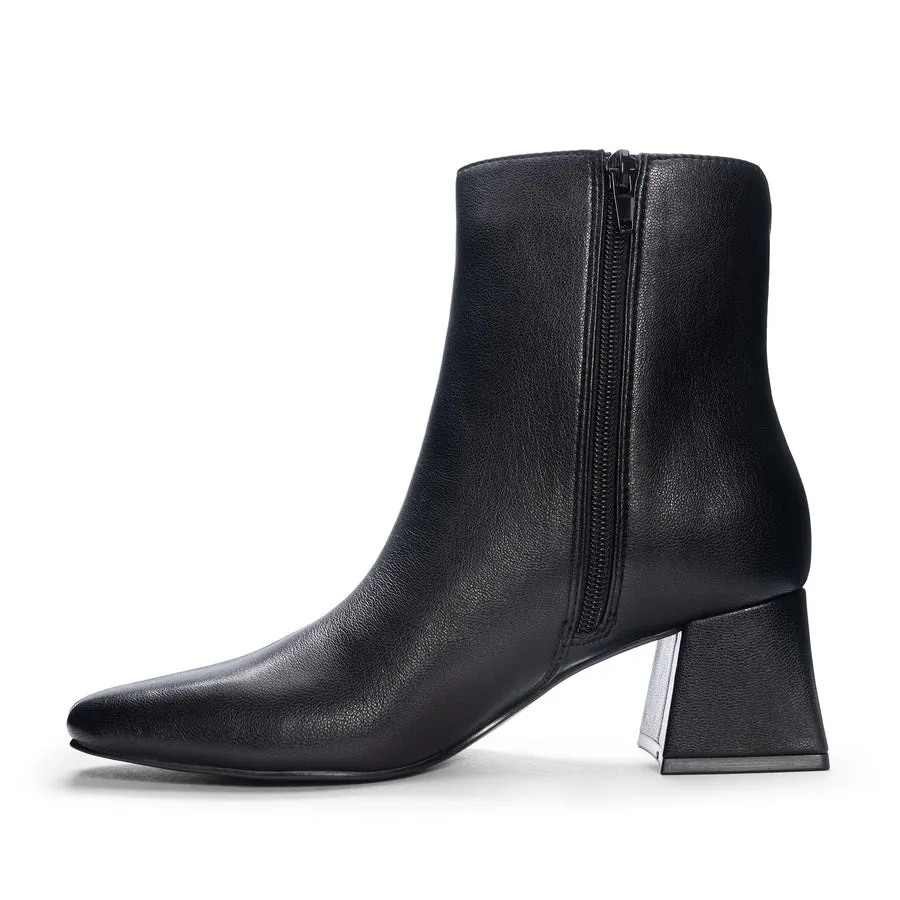 Dreamy Boot (Black)