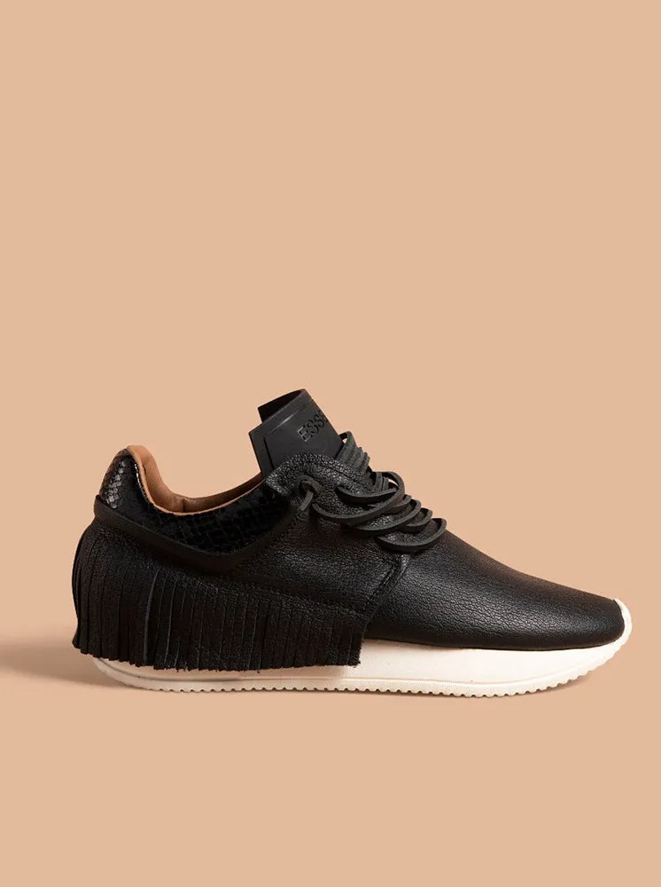 Esseutesse Leather Fringe Sneaker - Black