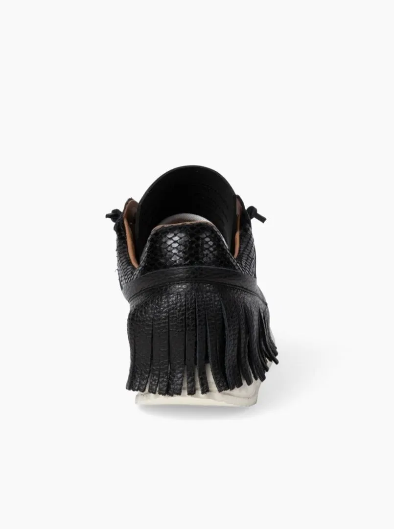 Esseutesse Leather Fringe Sneaker - Black