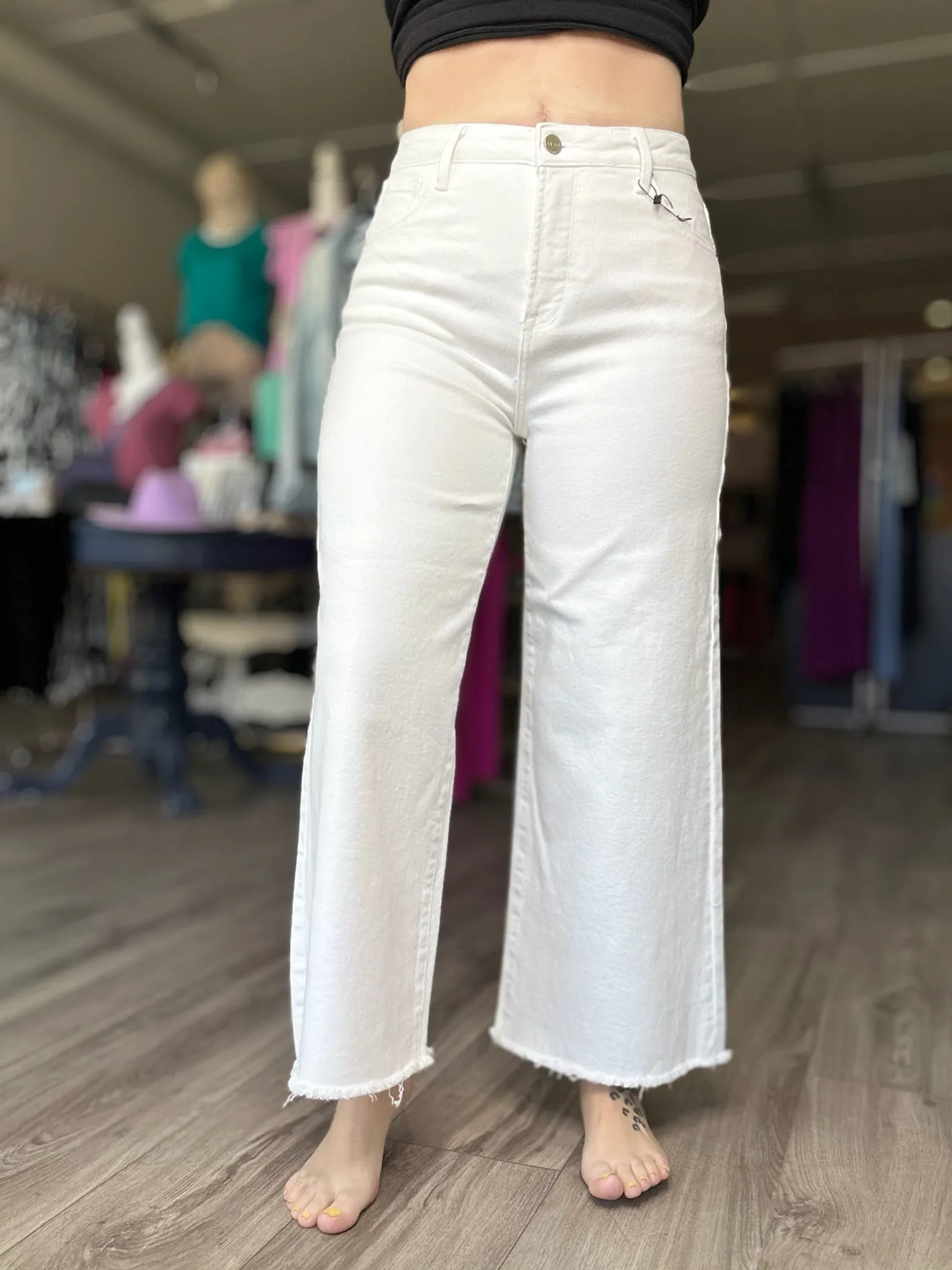 Risen White Wide Leg Jeans