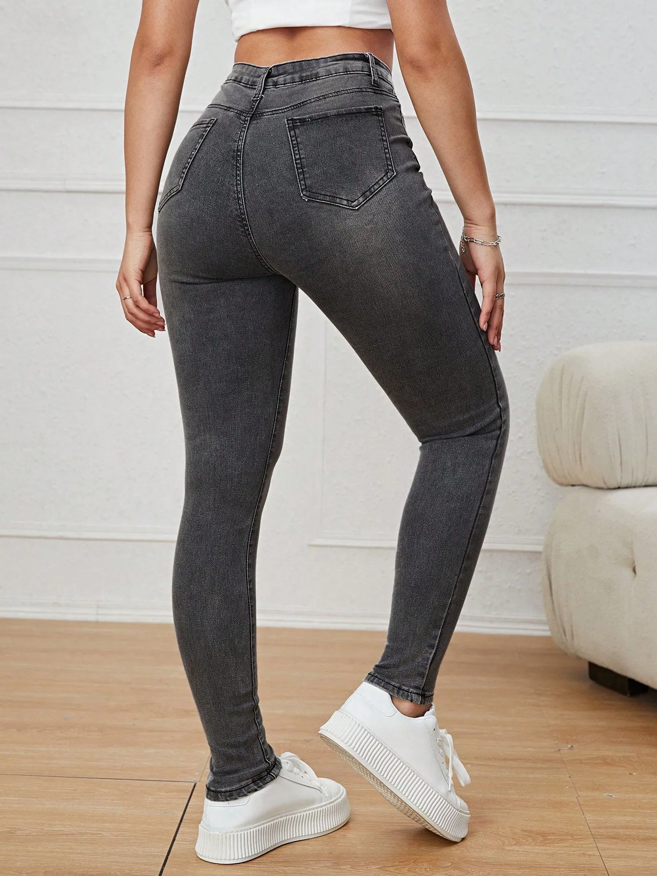 Slant Pocket Skinny Jeans