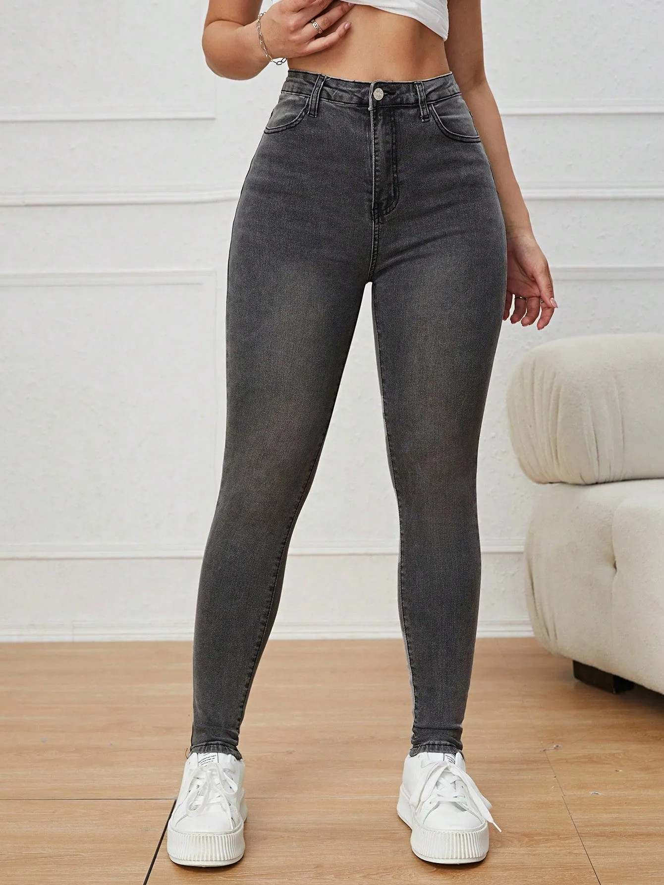 Slant Pocket Skinny Jeans