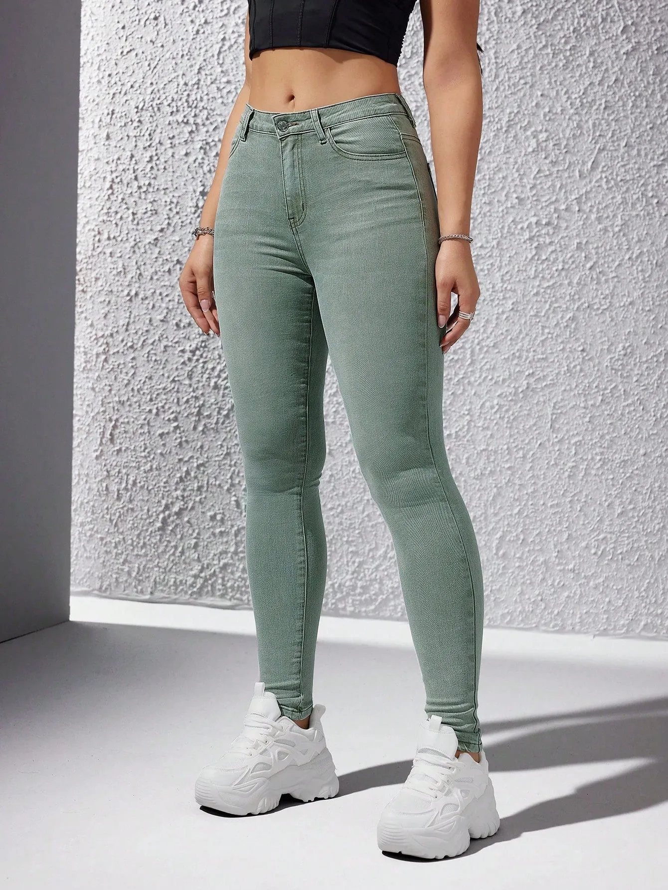 Slant Pocket Skinny Jeans