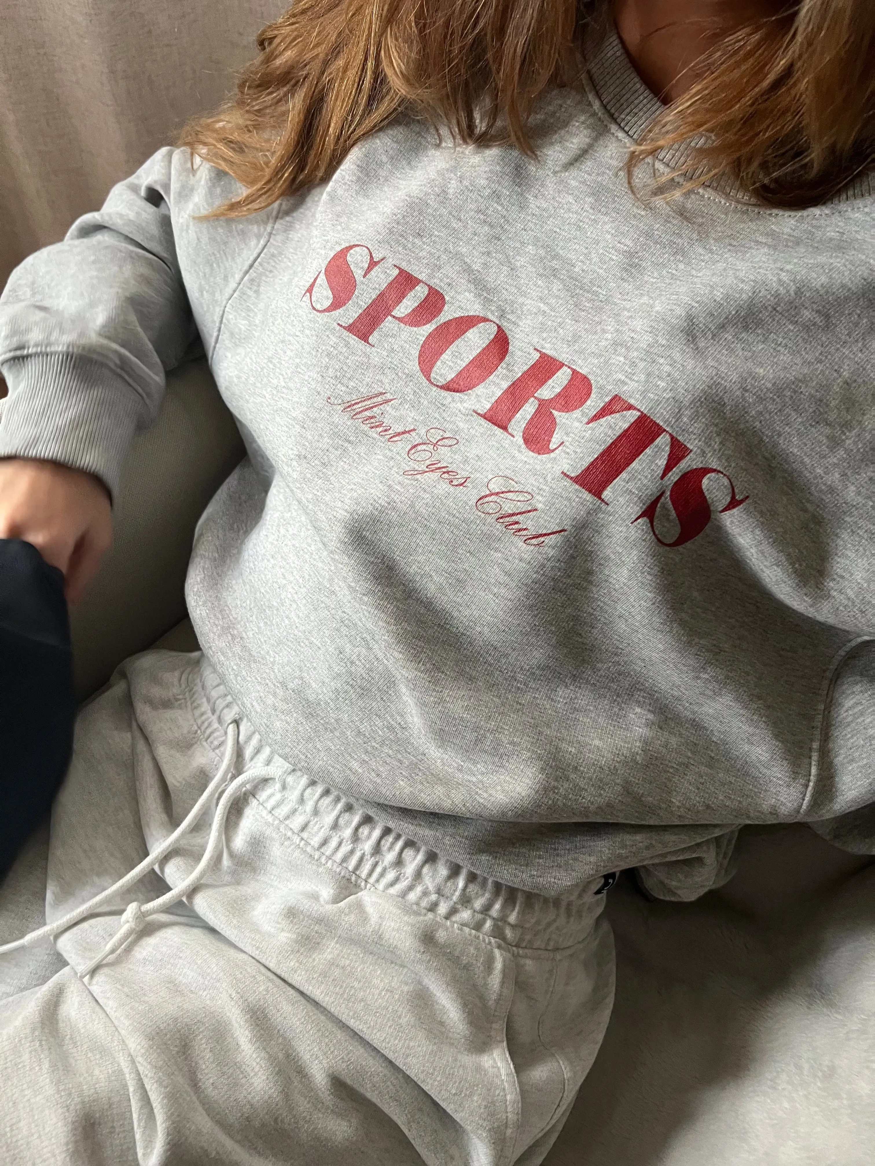 Sports sweatshirt