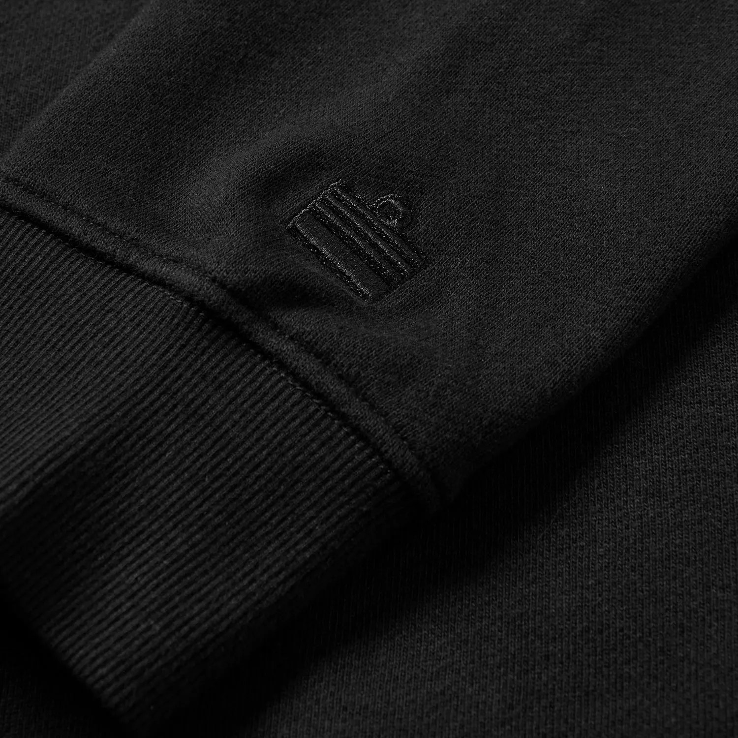 Stamford Chenille Sweatshirt - Black